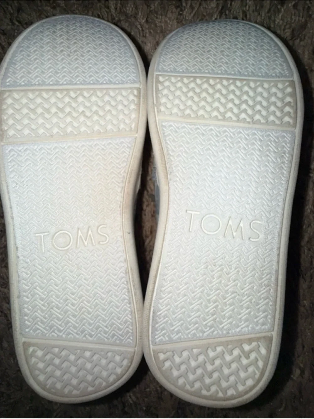 Toms Kids Llama Print Slip-On in Gray and Pink